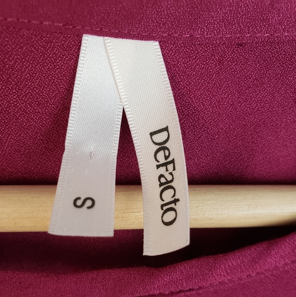 Top - Picture 3 of 4